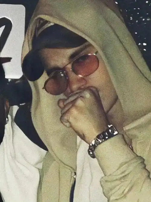 6686体育官网初级作者Aria