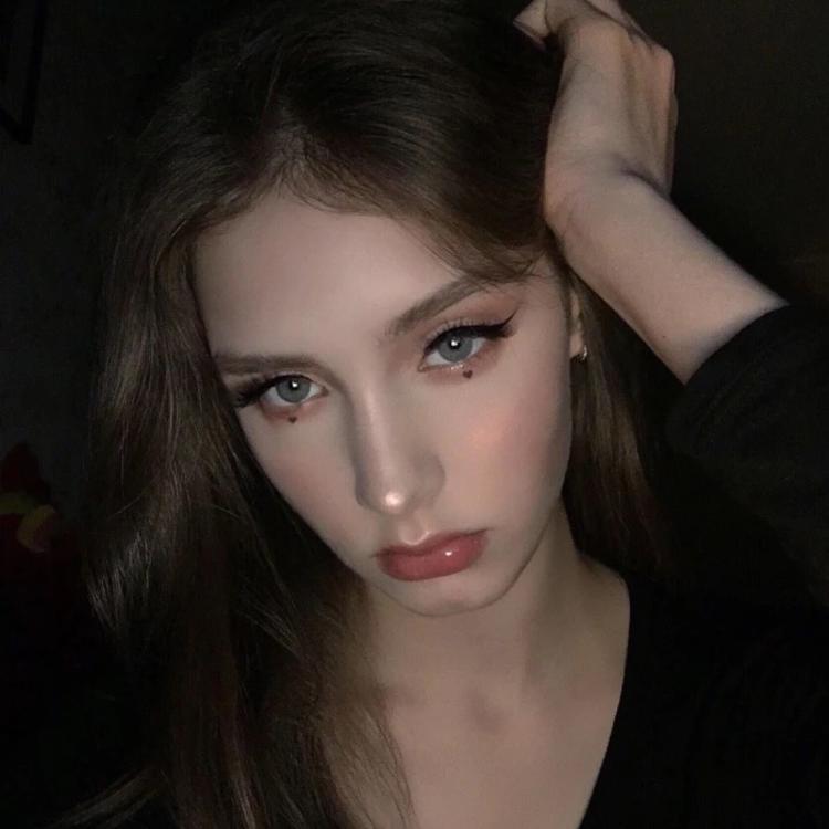 6686体育官网高级作者Alexander