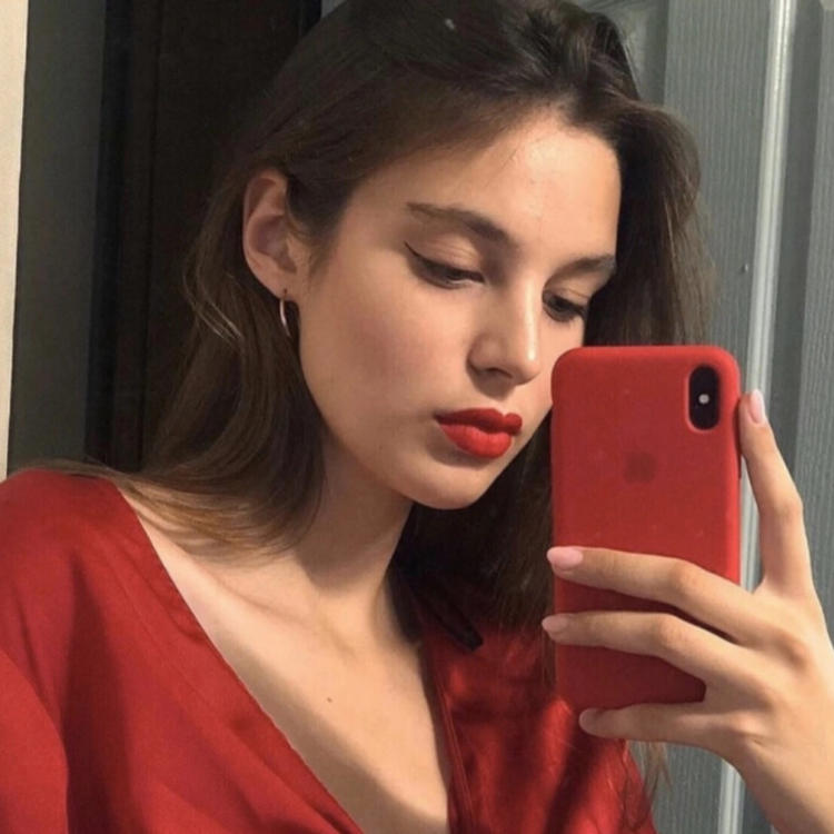 6686体育官网特邀作者十里红妆