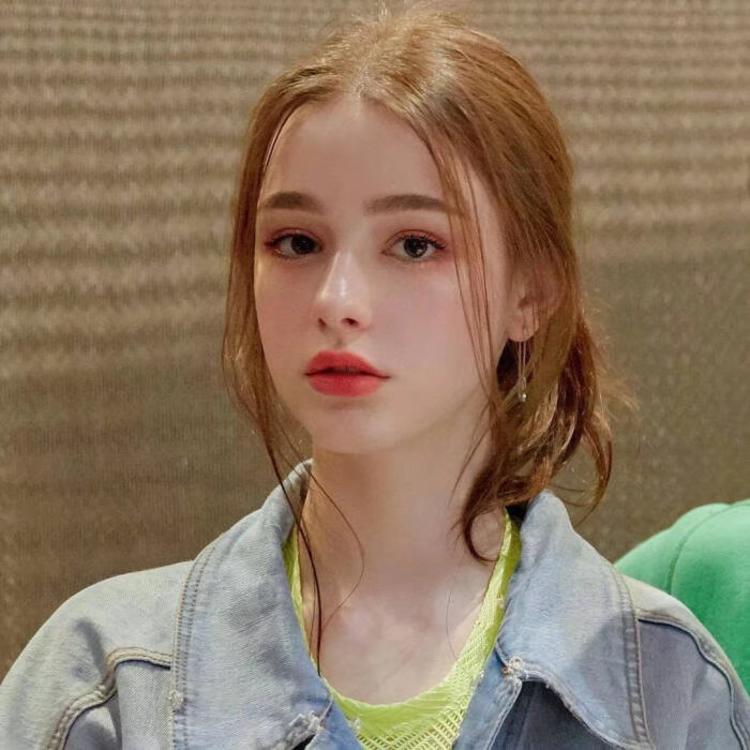 6686体育官网海外作者Grayson