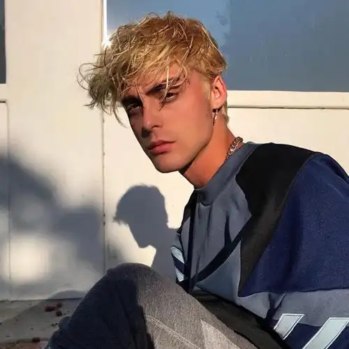 6686体育官网钻石作者Stanley