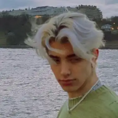 6686体育官网官方作者Lloyd