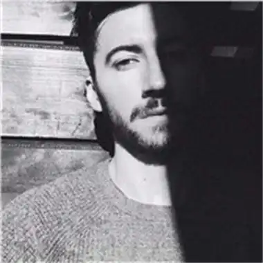 6686体育官网海外作者Zeke